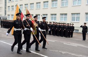  Lietuvos karo akademijai minint 100-ąsias įkūrimo metines vadovavimą perima naujasis viršininkas