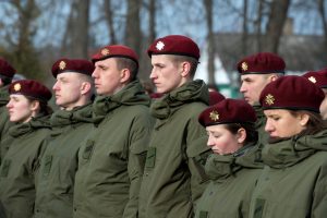  Krašto apsaugos ministras R. Karoblis „Jiezno kautynėse savanoriai savo pavyzdžiu įprasmino, kad visi mes esame atsakingi už savo valstybę ir kokią susikursime – tokią ir turėsime“