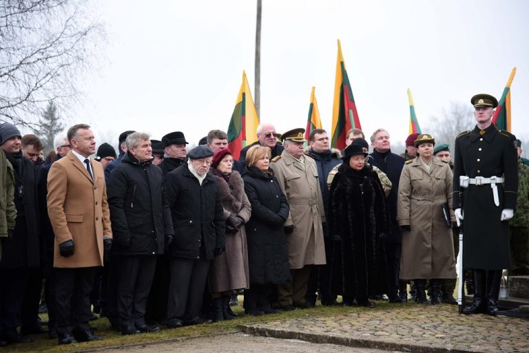  Krašto apsaugos viceministras V. Umbrasas „1949 m. Deklaracijoje išdėstyti pamatiniai demokratijos, teisingumo, laisvės ir lygiateisiškumo principai“
