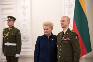  Valstybės apdovanojimai  - Lietuvos ir JAV kariams