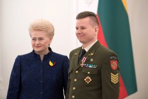  Valstybės apdovanojimai  - Lietuvos ir JAV kariams