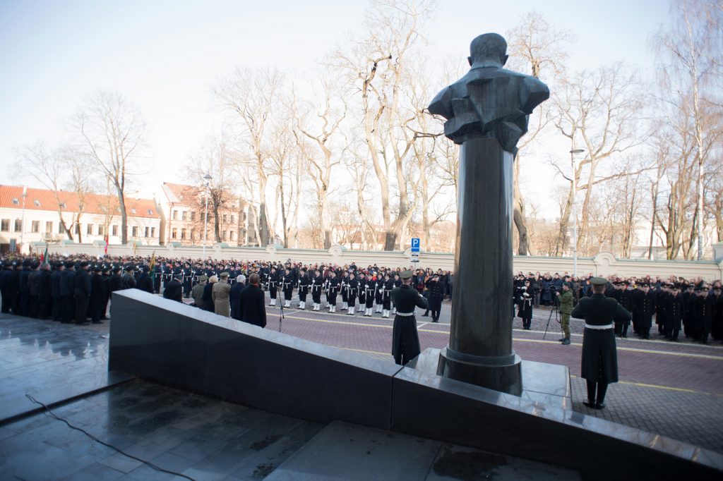 Minimos Lietuvos valstybės atkūrimo 101-osios ir Lietuvos partizanų Nepriklausomybės Deklaracijos paskelbimo 70-osios metinės