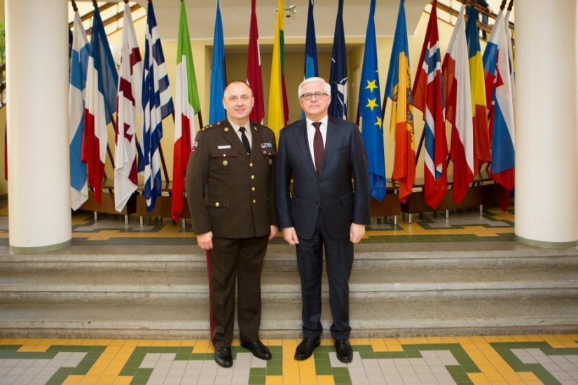 Krašto apsaugos viceministras V. Umbrasas dalyvavo Baltijos gynybos koledžo 20-mečio minėjime