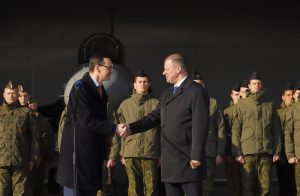  Viceministras V. Umbrasas kartu su Lenkijos ir Lietuvos premjerais apsilankė Aviacijos bazėje Šiauliuose