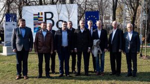  Varšuvoje devynių Centrinės ir Rytų Europos šalių gynybos ministrai aptarė regiono grėsmes