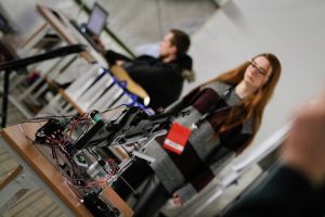  Pirmojoje Lietuvos gynybos technologijų kūrybos stovykloje sugeneruota 40 inovatyvių produktų idėjų