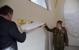  Šv. Ignoto bažnyčioje atidengtas bareljefas žuvusiems Lietuvos kariams