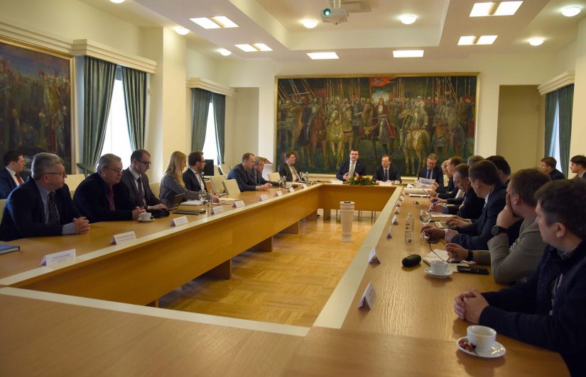 Kibernetinio saugumo tarybą papildys atstovai iš švietimo, žiniasklaidos, energetikos ir savivaldos sektorių