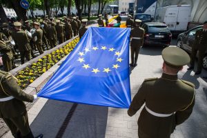  Krašto apsaugos ministras R. Karoblis: „Narystė Europos Sąjungoje suteikė didesnes galimybes geriau įgyvendinti Lietuvos saugumo ir gynybos interesus“