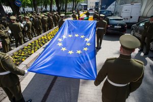  Krašto apsaugos ministras R. Karoblis: „Narystė Europos Sąjungoje suteikė didesnes galimybes geriau įgyvendinti Lietuvos saugumo ir gynybos interesus“