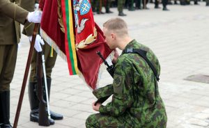  Kaune paminėtas pirmosios Lietuvos kariuomenės priesaikos 100-metis