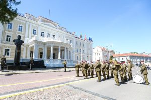  Minint Partizanų pagerbimo, kariuomenės ir visuomenės vienybės dieną – pagerbtas gen. Jono Žemaičio-Vytauto atminimas
