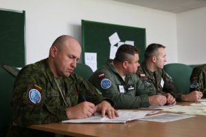  Lietuvos karininkai treniravosi spręsti NATO 5-ojo straipsnio operacijų iššūkius