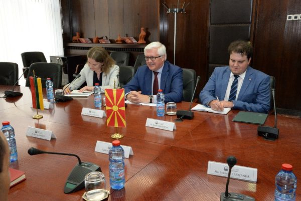  Krašto apsaugos viceministras V. Umbrasas: „Lietuva remia Šiaurės Makedonijos siekį tapti visateise NATO ir Europos Sąjungos nare“