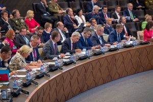  Ministras R. Karoblis: „Maskvai neturi likti abejonių, jog NATO imsis visų reikalingų priemonių saugumui užtikrinti“