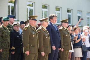  Aukštųjų mokyklų studentams suteiktas atsargos leitenanto laipsnis