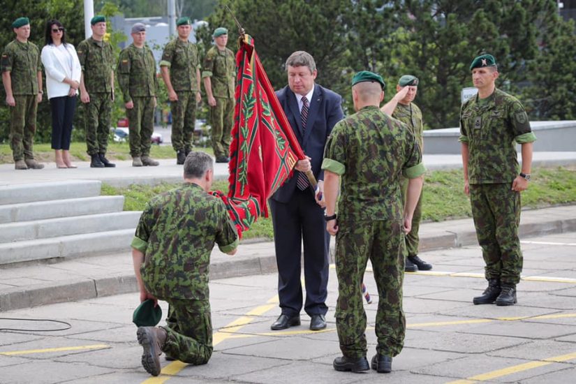 Brg. gen. Raimundas Vaikšnoras perėmė Sausumos pajėgų vado pareigas
