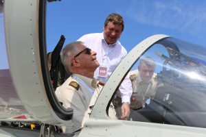  Lietuvos karo aviacijos šimtmetis Šiauliuose sutraukė dešimtis tūkstančių žiūrovų