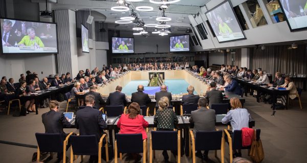 Susitikime Helsinkyje ES gynybos ministrai diskutavo apie dirbtinio intelekto ir naujų technologijų panaudojimo galimybes gynyboje