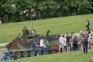  Sekmadienį Vilniuje vyko koncertai ir griaudėjo senoviniai pabūklai – paminėtos pergalės Oršos mūšyje metines