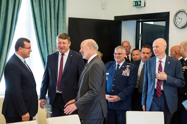 Krašto apsaugos ministras R. Karoblis: „Bendradarbiavimas su Pensilvanijos nacionaline gvardija šiandien yra kaip niekad aktualus“