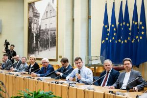  Lietuvos dalyvavimo tarptautinėse operacijose 25-metis paminėtas konferencija Seime, apžvelgiant pasiekimus ir perspektyvas