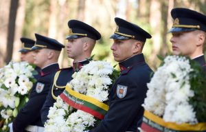  Panerių memoriale pagerbtas Lietuvos žydų genocido aukų atminimas