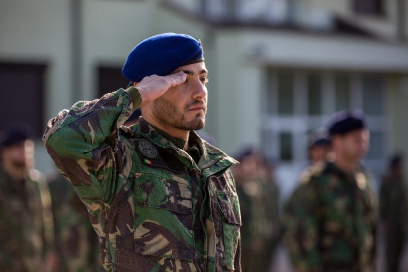Išlydėti Portugalijos rotacinių pajėgų kariai, jiems įteikti medaliai už pasižymėjimą