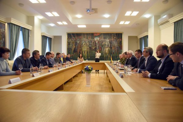  Aptarta Ukrainos sužeistų karių reabilitacijos programa Lietuvoje