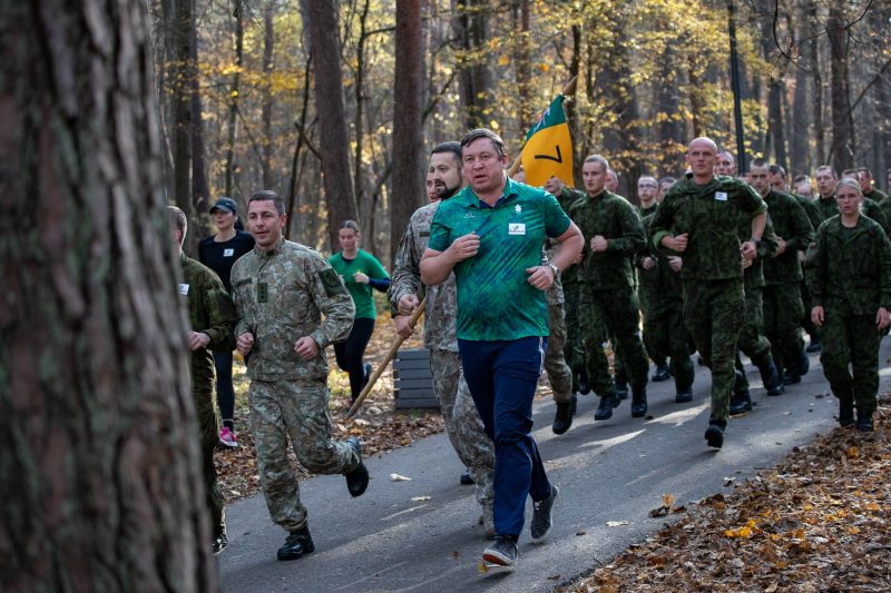 Bėgime „In Memoriam“ – pagarba ir parama mirusiems kariams
