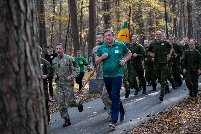 Bėgime „In Memoriam“ – pagarba ir parama mirusiems kariams