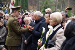  Amžinojo poilsio išlydėtas paskutinis okupacinei sovietų valdžiai aktyviai besipriešinęs Lietuvos partizanas dim. vyr. ltn. Antanas Kraujelis-Siaubūnas