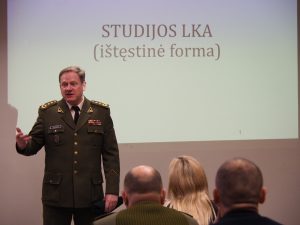  Karo akademijos magistrantūros studijos karininkams padės siekti profesinės karjeros