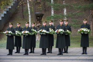  Vėlinių ceremonija, pagerbiant žuvusius Lietuvos gynėjus, nusipelniusius Lietuvai žmones