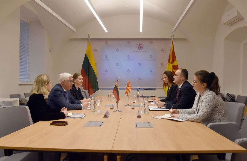 Krašto apsaugos viceministras V. Umbrasas: „Lietuva  džiaugiasi Šiaurės Makedonijos siekiu tapti visateise NATO ir Europos Sąjungos nare“