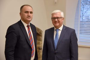  Krašto apsaugos viceministras V. Umbrasas: „Lietuva  džiaugiasi Šiaurės Makedonijos siekiu tapti visateise NATO ir Europos Sąjungos nare“
