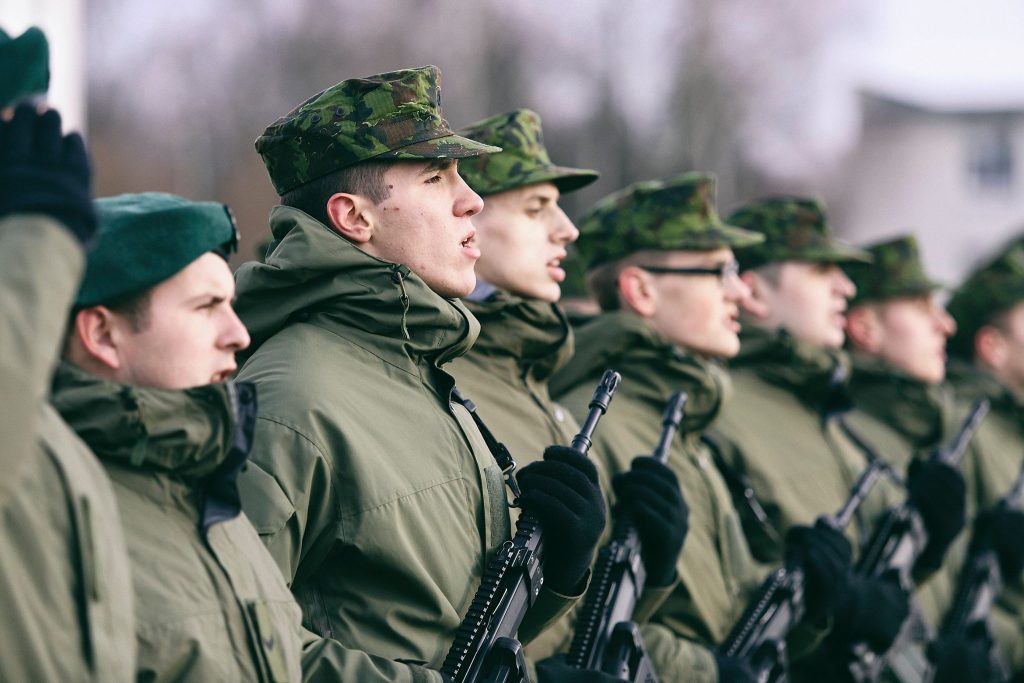 Skelbiama asmenų atranka stebėti 2020 metų karo prievolininkų (šauktinių) sąrašų sudarymą