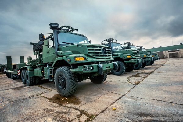  Lietuvos kariuomenėje bus naudojami didelės galios vilkikai