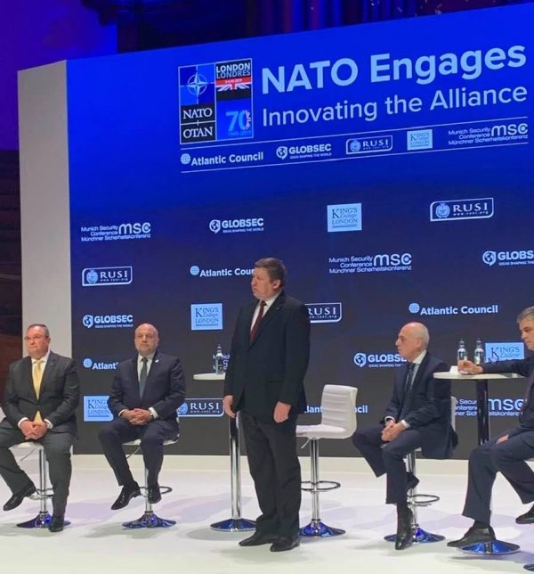  Krašto apsaugos ministras dalyvauja NATO Lyderių susitikime