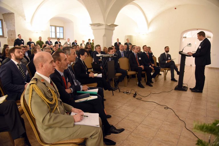  Lietuvos verslo ir pramonės atstovams pristatyti Prancūzijos gynybos pramonės pajėgumai