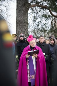  Krašto apsaugos ministerijos ir kariuomenės vadovybė, kariai pagerbė Lietuvos partizano atminimą