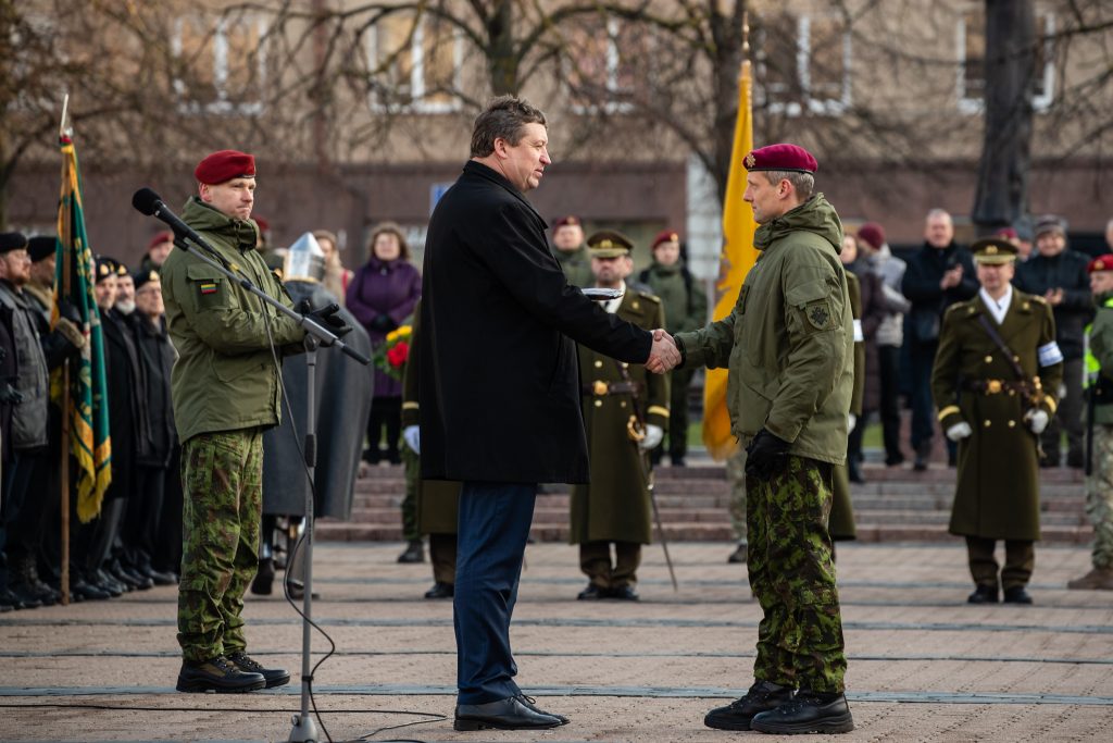 Krašto apsaugos ministras R. Karoblis: „Savanorių pajėgų vaidmuo šalies gynybos ir saugumo srityse yra beribis“