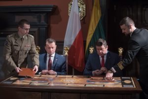  Krašto apsaugos ministras R. Karoblis: „Įžengiame į naują bendradarbiavimo etapą su mūsų strategine partnere Lenkija“