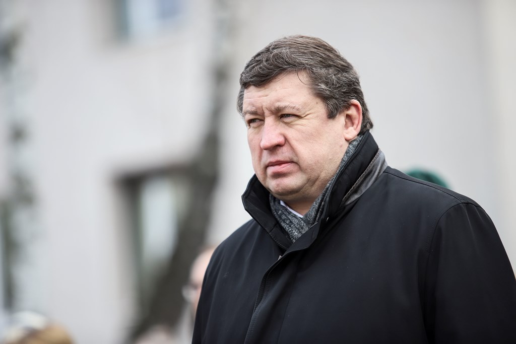 Krašto apsaugos ministras R. Karoblis išvyksta į NATO gynybos ministrų susitikimą Briuselyje
