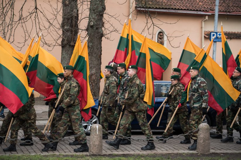 Minimos Lietuvos valstybės atkūrimo 102-osios ir Lietuvos partizanų Nepriklausomybės Deklaracijos paskelbimo 71-osios metinės