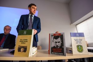  Knygų mugės lankytojams pristatyta pirmoji knyga apie partizanų vadą Joną Žemaitį-Vytautą