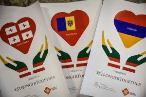  Lietuvos karinių oro pajėgų orlaivis „Spartan” gabena humanitarinę pagalbą Armėnijai, Moldovai ir Sakartvelui