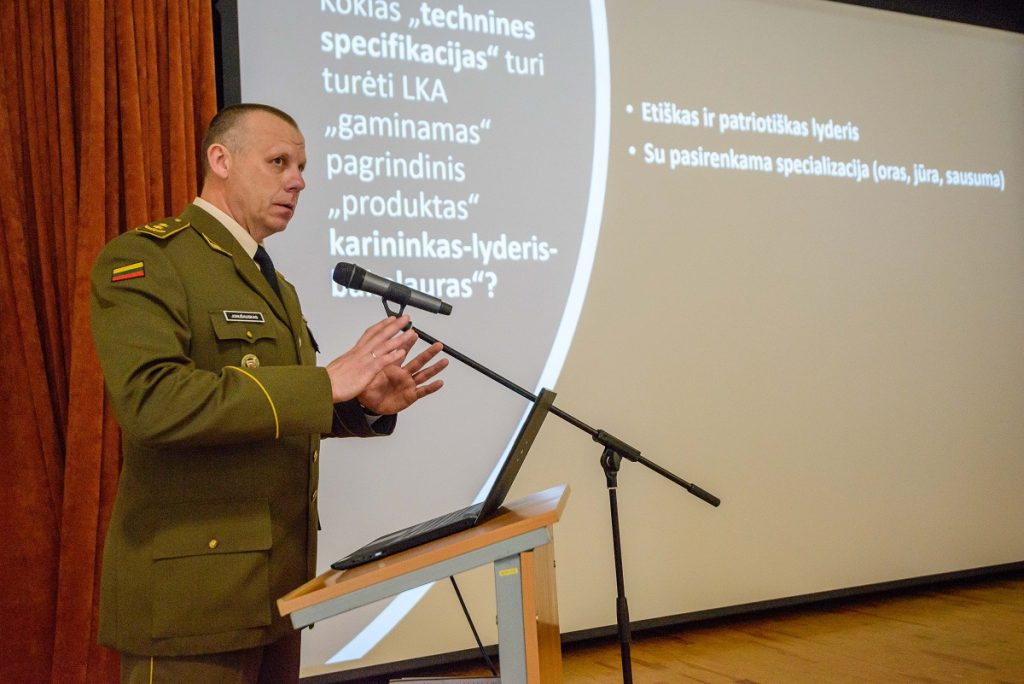 Karo akademijoje pristatytas projektas jos veiklai ir mokslo kokybei gerinti