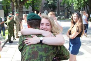  Aukštųjų mokyklų studentams suteiktas atsargos leitenanto laipsnis