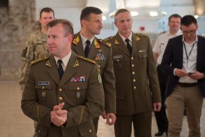  Lietuvos kariuomenės gretas papildė penki pulkininkai